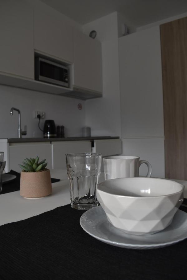 White Apartment Modern Tower Atal Gdynia Exterior foto